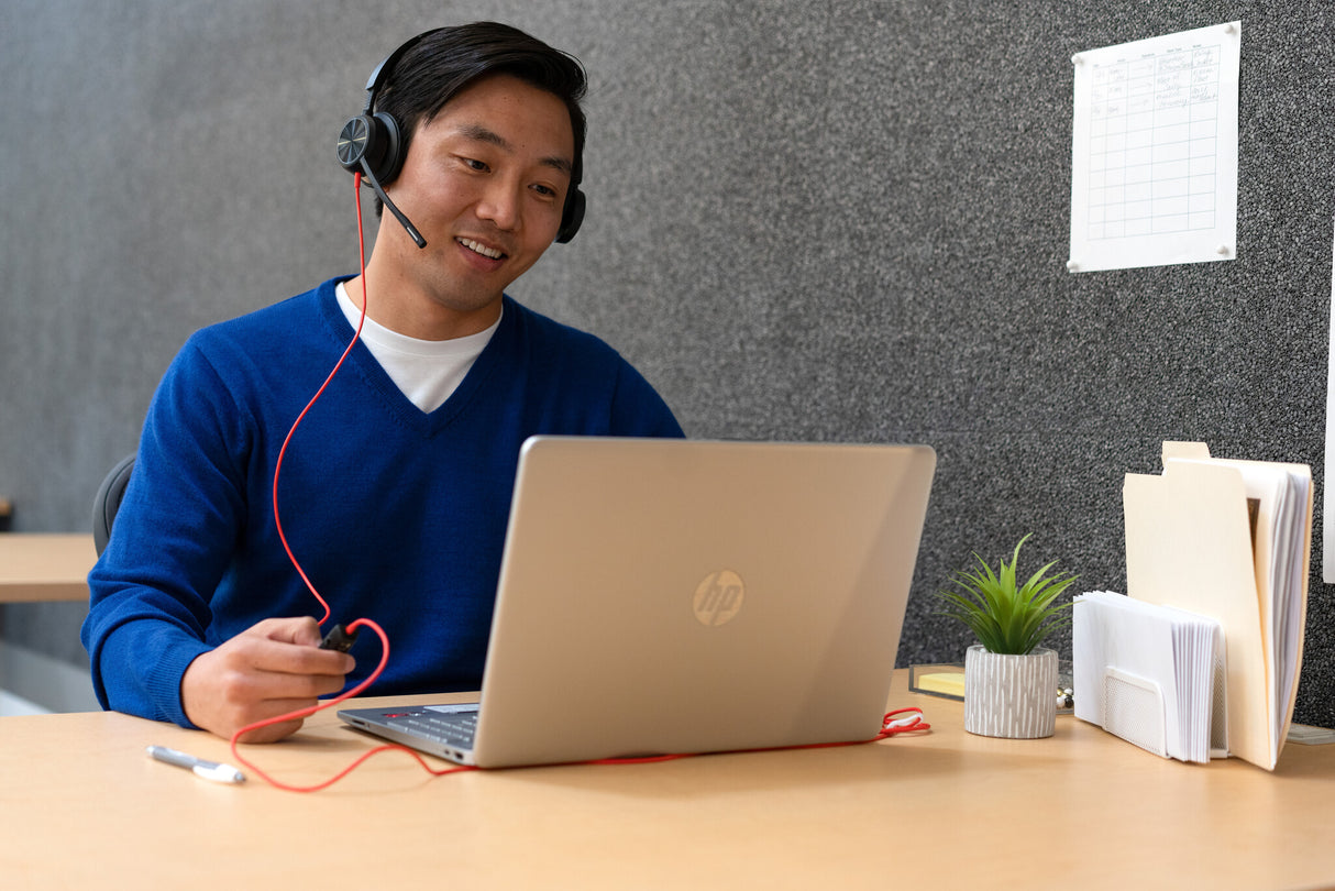 HP Poly Blackwire 8225 Stereo Microsoft Teams Certified USB-C Headset +USB-C/A Adapter
