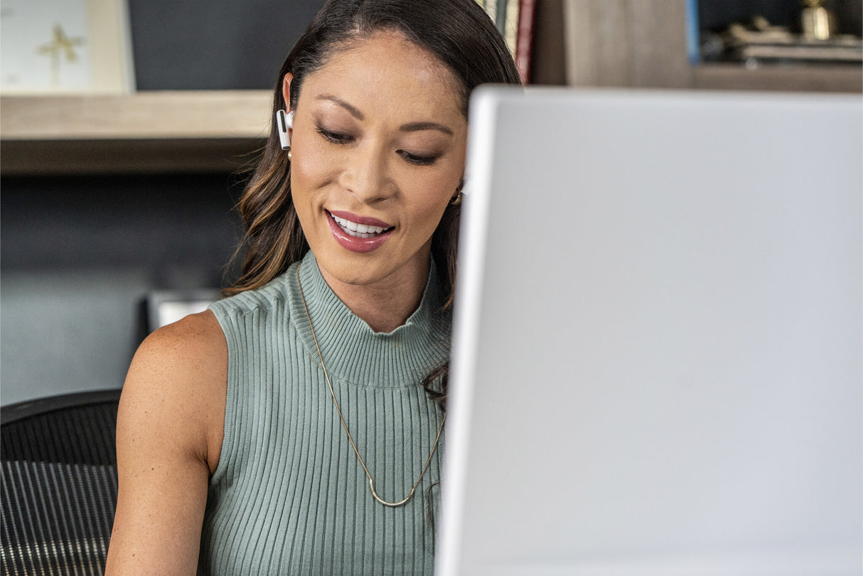 Poly Voyager Free 60/60+ Microsoft Teams Certified White Earbuds (2 Pieces)