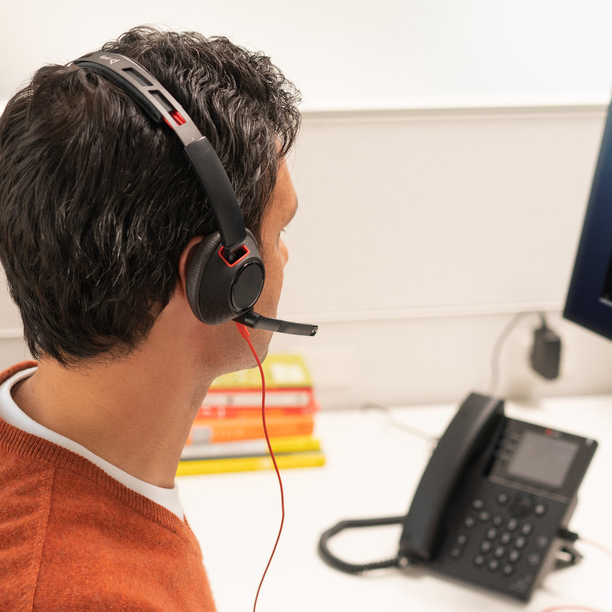 HP Poly Blackwire 5220 Stereo USB-C Headset +3.5mm Plug +USB-C/A Adapter