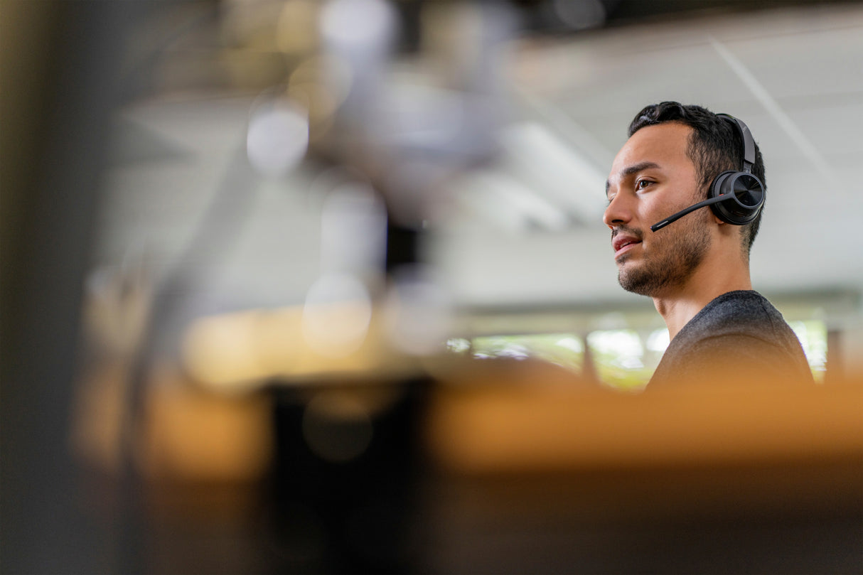 HP Poly Voyager 4320 USB-A Headset +BT700 dongle