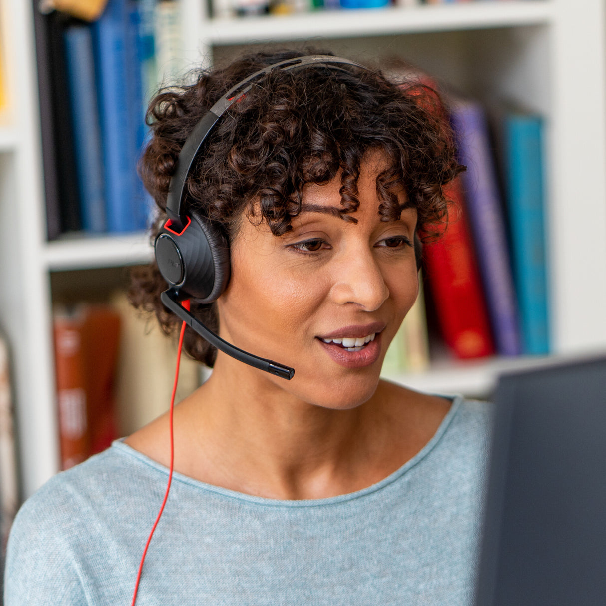 HP Poly Blackwire 5220 Stereo USB-C Headset +3.5mm Plug +USB-C/A Adapter