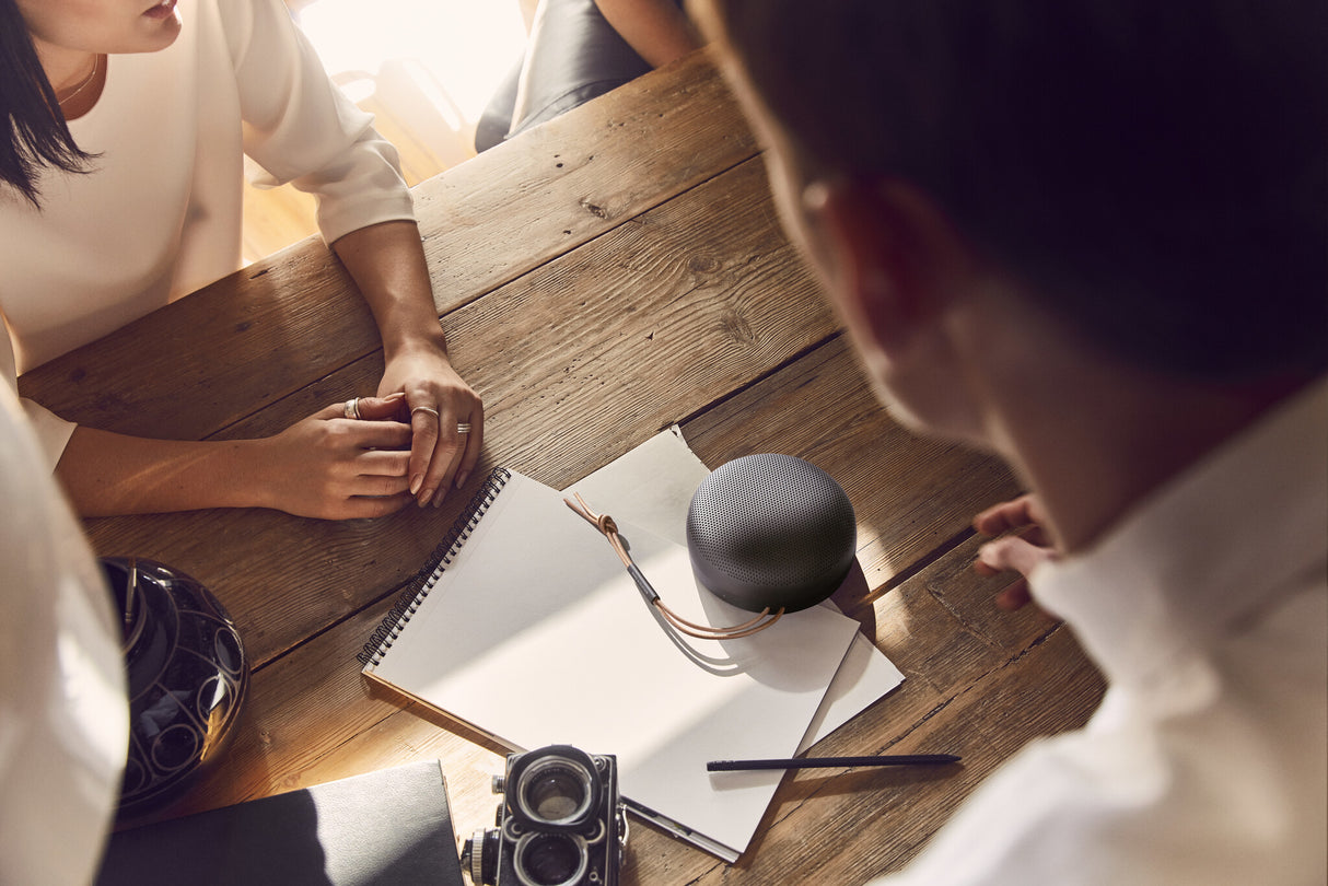 Bang & Olufsen Beosound A1 2nd Gen Anthracite, Black