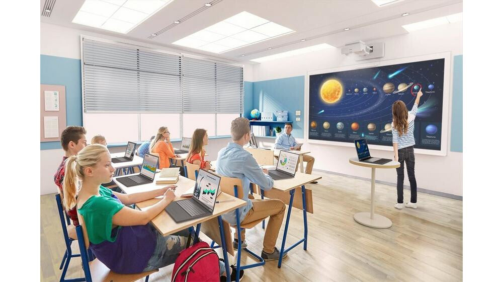 Epson EB-775F Ultra short throw projector 4100 ANSI lumens 3LCD 1080p (1920x1080) Black